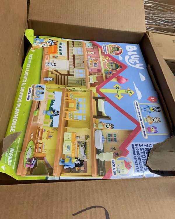 Toys - Image 7