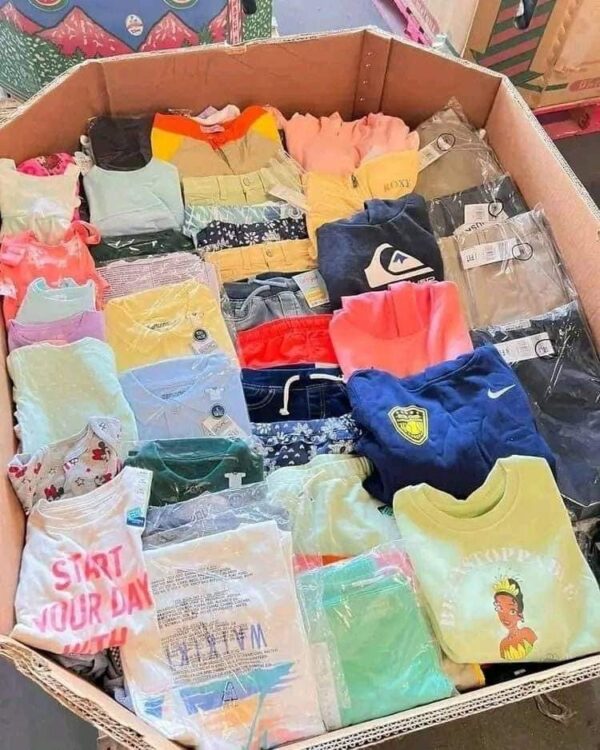 Kids clothes