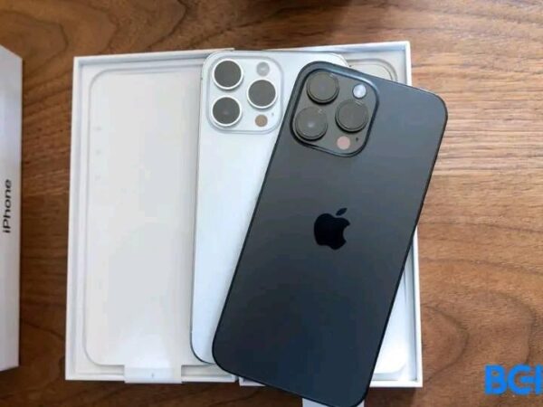 Mixed iPhone - Image 15