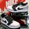 Authentic Nike pallet - Image 10